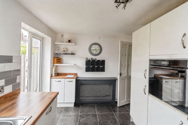 21, Woodstock Drive, Cannock photo 4