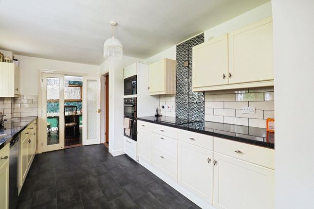 22, Pavilion Road, Nottingham photo 3