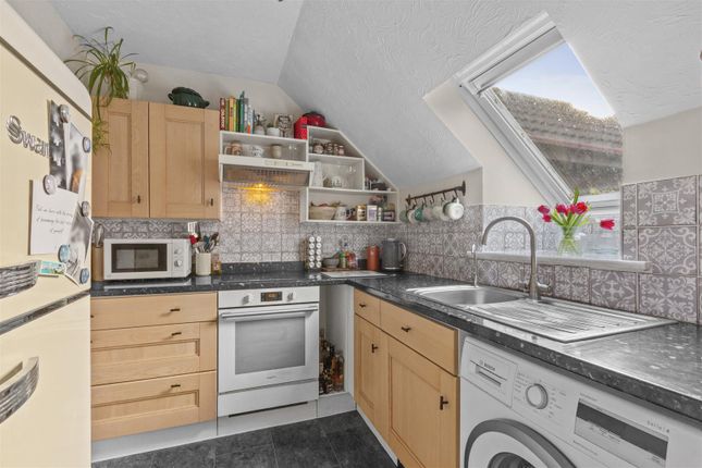 45, Gandon Vale, High Wycombe photo 4