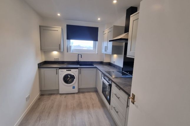 Flat to rent in Dunbeth Road, Coatbridge, North Lanarkshire ML5