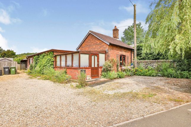 3 bed detached bungalow for sale in Station Road, Great Ryburgh, Fakenham NR21