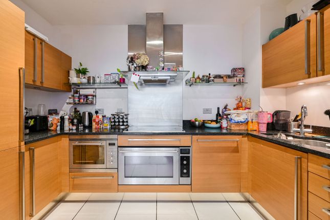 Kingfisher House, Wandsworth photo 4