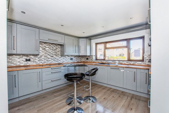 17, Longdon Close, Spalding photo 4