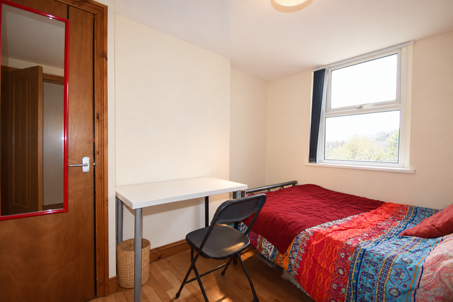 Rhymney Street, Cardiff photo 5