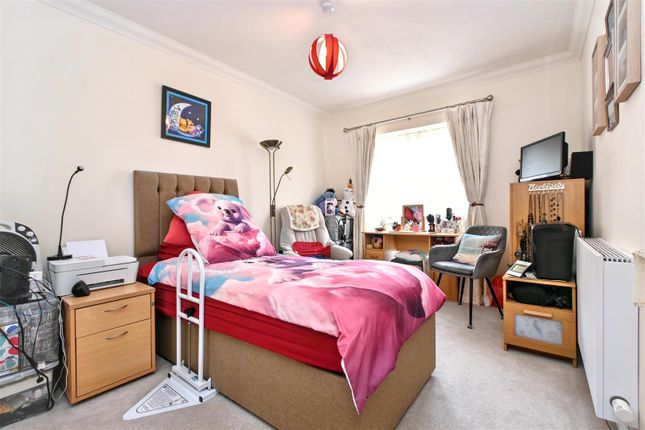 Flat 25, Allingham Lodge, Southfields Road, Eastbourne photo 4