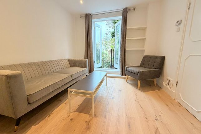 Chepstow Road, London photo 2
