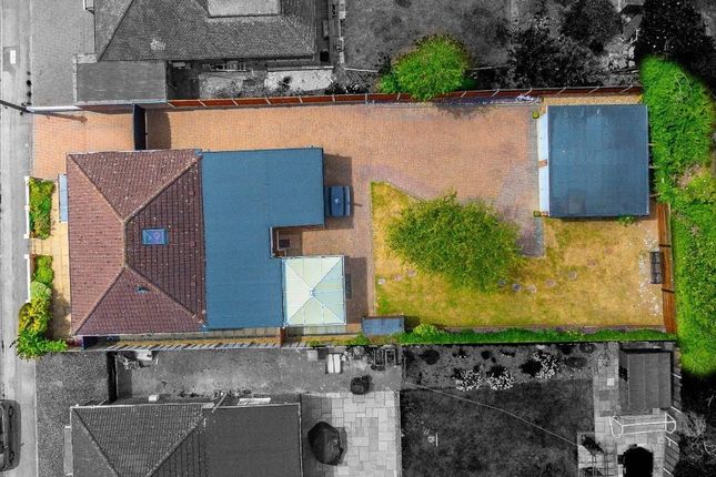 29, Warden Hill Road, Luton photo 2