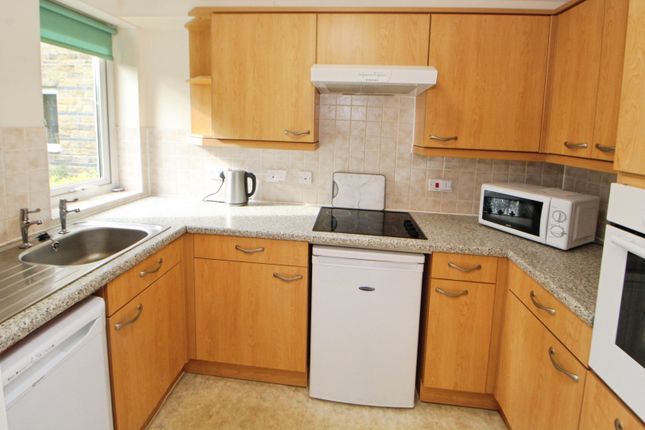 Apartment 7, Ladybower Court,, North Road, Derbyshire photo 2
