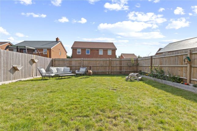 6 Pycroft Avenue, Chichester photo 4