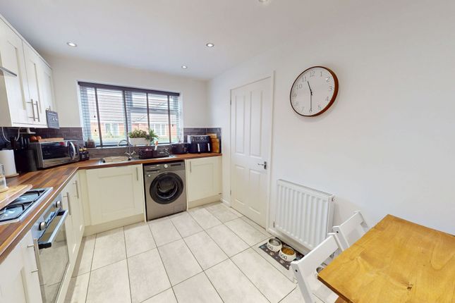 4 Somerset Road, Stoke-On-Trent photo 3