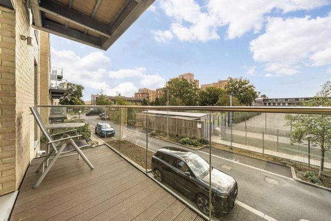 Flat 5 Hildas Court, 8, Hayling Way, Edgware photo 4