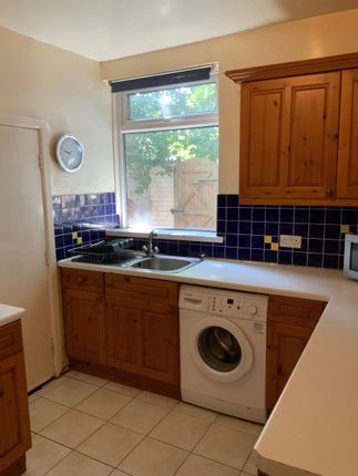 9A Amherst Road, fallowfield photo 2