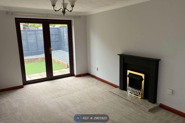 Villa Close, Branston, Lincoln photo 3