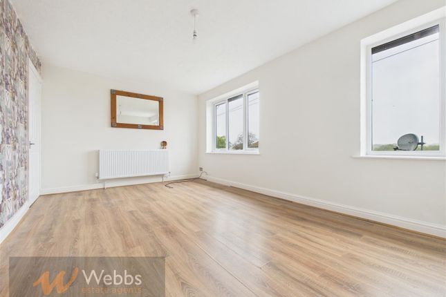 30, Hill Top View, Rugeley photo 2