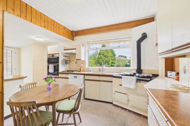 53 Kingston Road, Willerby, East Riding of Yorkshire photo 3
