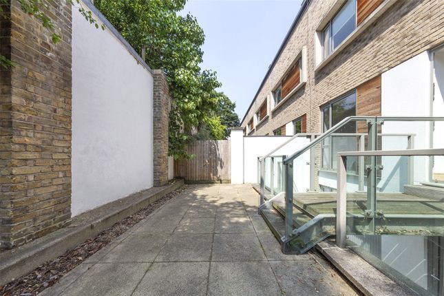 Detached house to rent in Printers Road, London