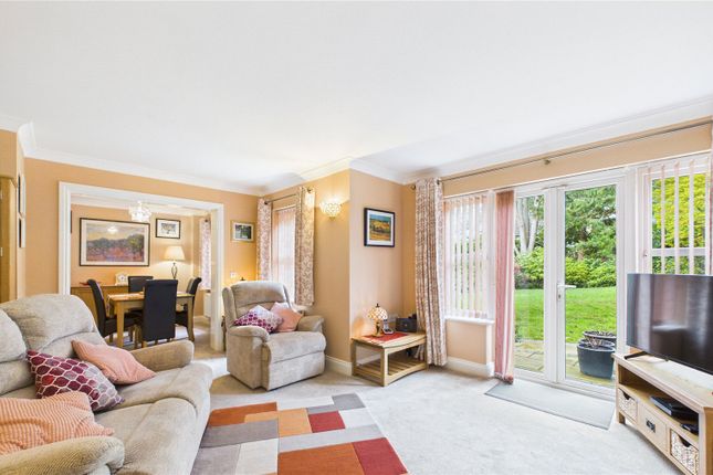 Flat 7, Wayewood Lodge,, Branksome Park Road, Surrey photo 4