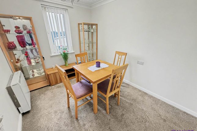 Flat 59 Maple Court, Horncross Road, Plymouth photo 4