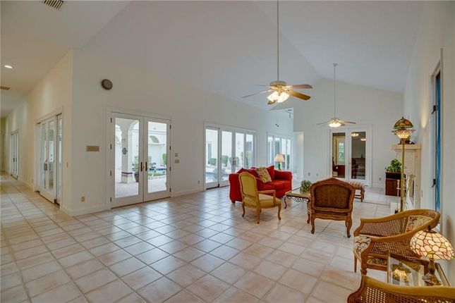 Town house for sale in 8414 Poinciana Place #30, Indian River Shores, Florida, United States Of America