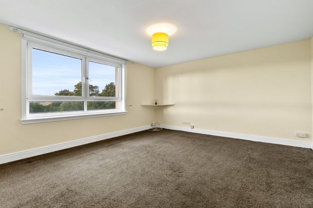 J, 3, Park Crescent, West Dunbartonshire photo 2