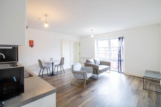 Thumbnail Flat to rent in Park Residence, Holbeck, Leeds