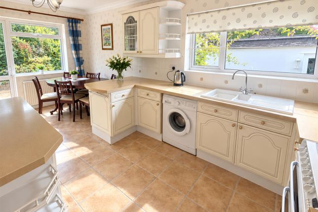 4A, Highfield Drive, Portishead photo 3