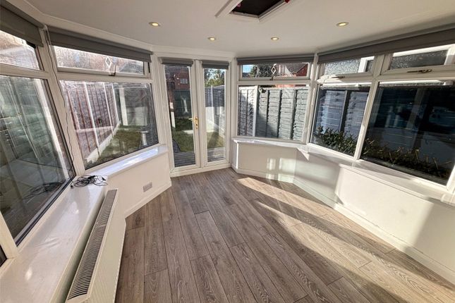 Campion Drive, Telford photo 4