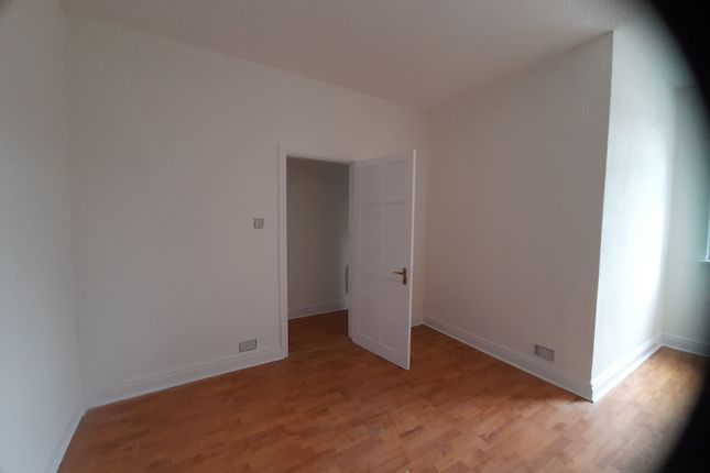 148a, Doncaster Road  Dalton,, Rotherham photo 4