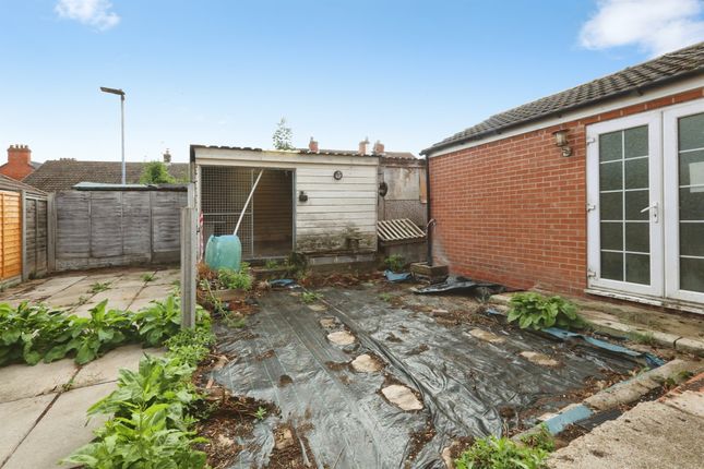 76, Queen Street, Doncaster photo 2
