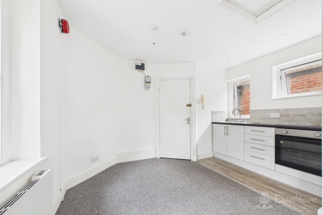 Flat 3, 67, Cheriton Road, Folkestone photo 4