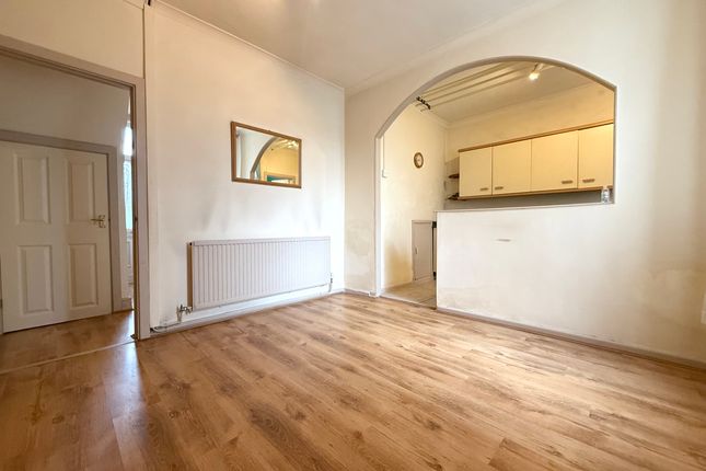 4 Cromer Street, Aberdar photo 5