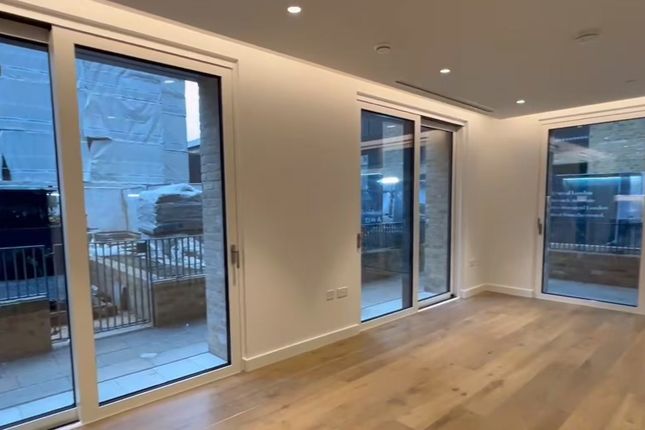 1-bed flat on Plot4postmark, Mount Pleasant, Farringdon, London, £1,000,000