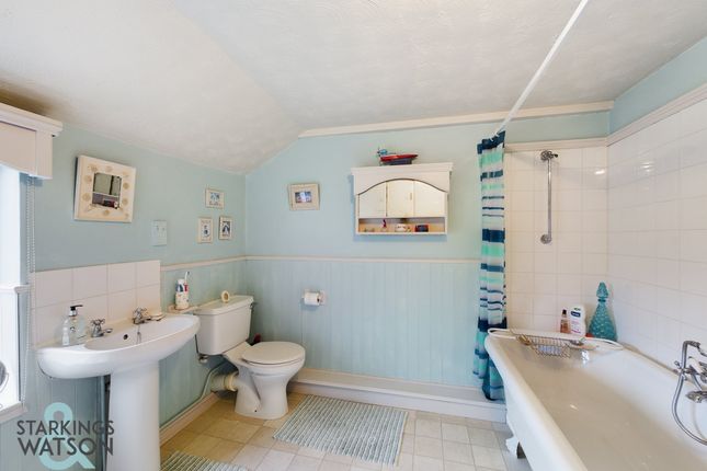 Cottage for sale in Ditchingham Dam, Ditchingham, Bungay