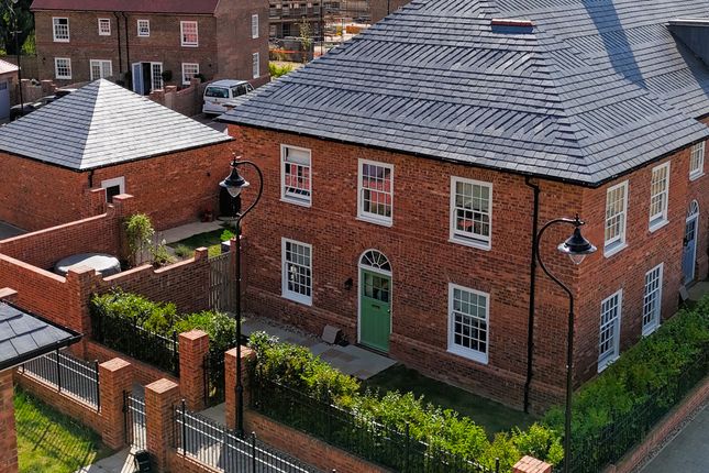 10, Rectory Green, Chester Le Street photo 2