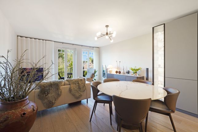 9 Leicester Court, Clevedon Road, Twickenham photo 4