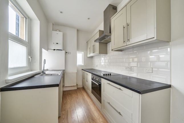 35, Cecil Street, Harrogate photo 4