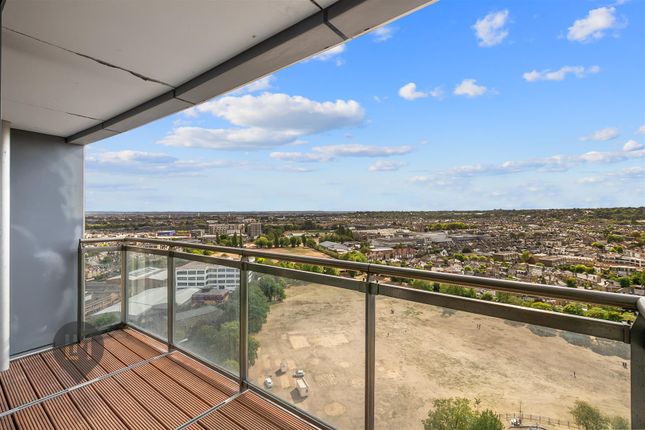98 Argento Tower, Mapleton Road, London photo 4