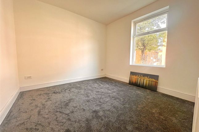 15, Leegrange Road, Manchester photo 4