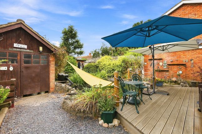 1, Englefield Close, Hockley photo 4
