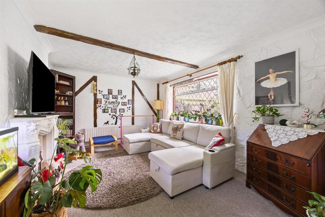 33, Patchdean, Brighton photo 4
