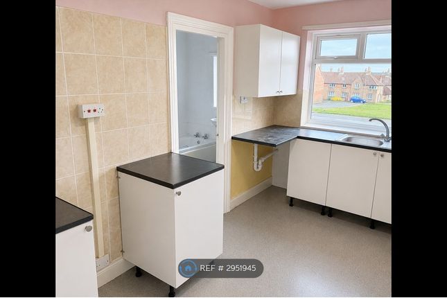 2-bed flat on Hodgsons Road, Blyth, £525/mo