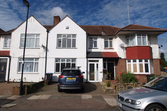 Thumbnail Terraced house to rent in Bridge Gate, Winchmore Hill