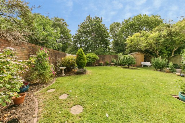 5, Radbroke Close, Sandbach photo 4