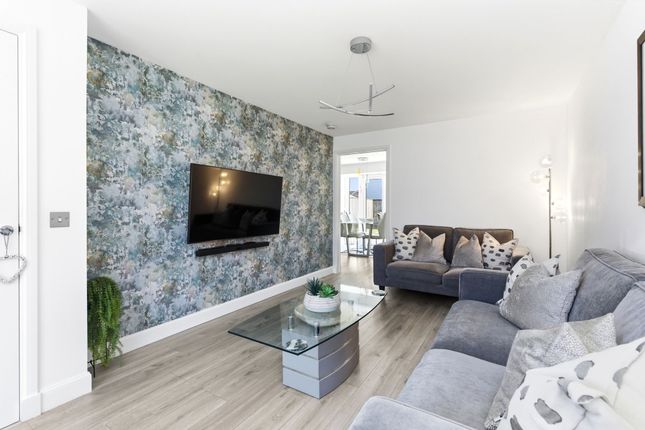 29 Lendrick Drive, Falkirk photo 4