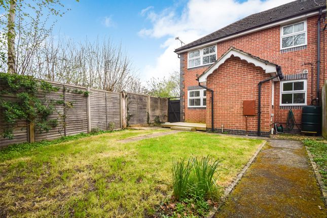 End terrace house for sale in Lower Canes, Yateley, Hampshire