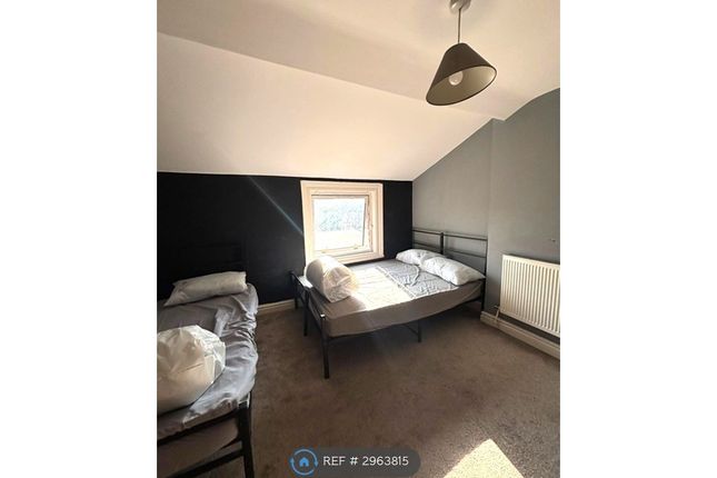 Apartment, Derby Lane, Liverpool photo 5