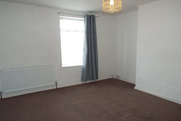 Property to rent in High Street, Mansfield