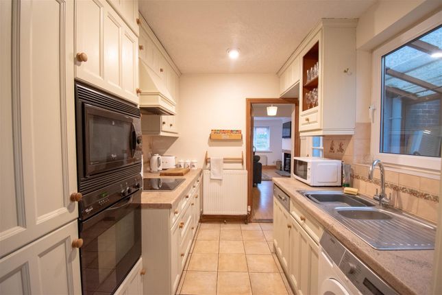 Terraced house for sale in Hammersmith, Ripley