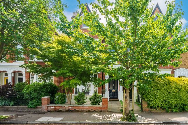 Thumbnail Terraced house to rent in Dresden Road, Highgate