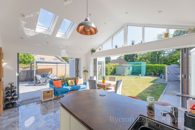 4, Curlew Green, Lowestoft photo 2